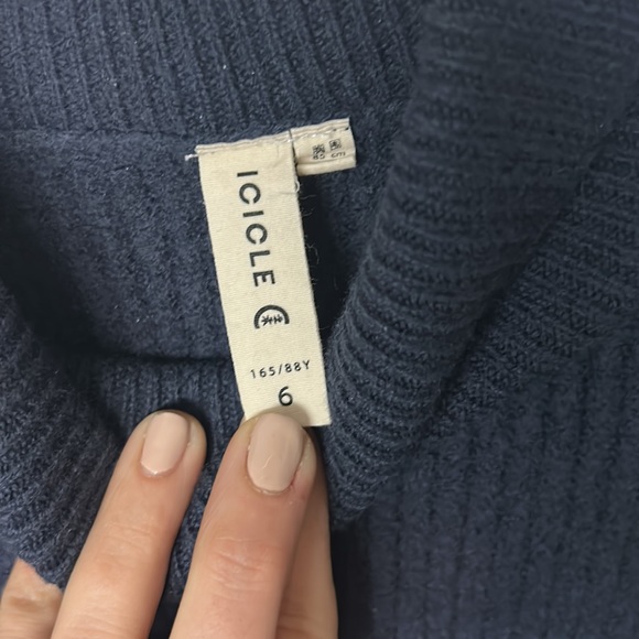 RARE Icicle Navy Blue Thick Ribbed 100% Wool Turtle Neck Sweater - Picture 7 of 9